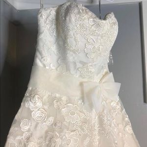 Ivory Wedding Dress: David Tutera - “Hillary”